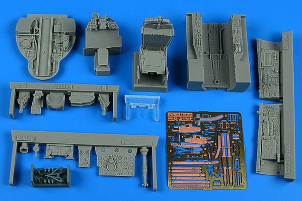 MiG-21MF Fishbed J cockpit set - early v. for Trumpeter