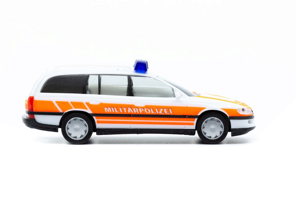Opel Omega B 2,5 V6i Militärpolizei