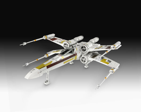 Carson Teva's X-Wing Fighter: The Mandalorian